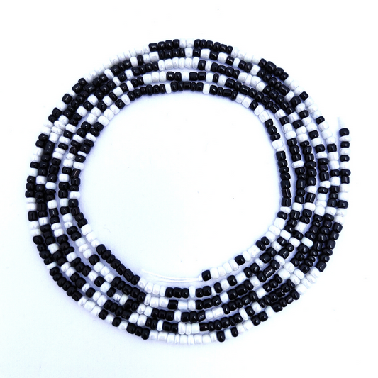 BLACK & WHITE DICE
